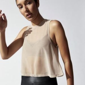 CARBON38 Sheer Crop Tank